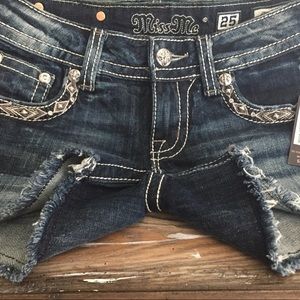 MissMe Jeans Shorts. Size 25